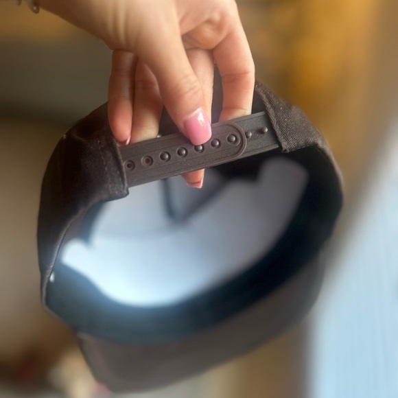 Southern string hat - Picture 4 of 4